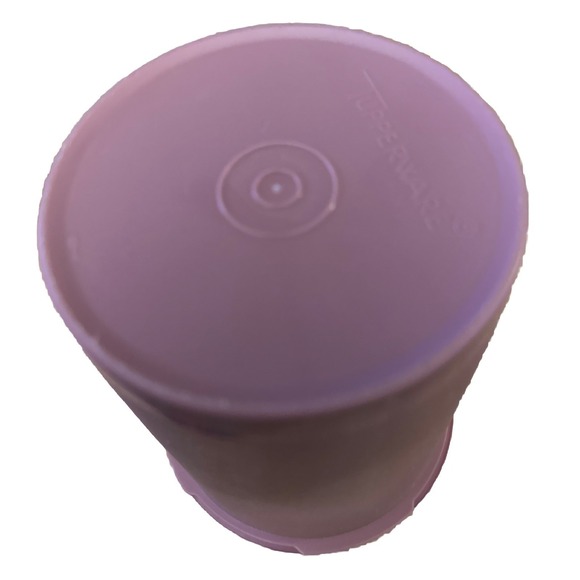 Vintage Tupperware Pink / Dusty Rose Canister 6" High with Starburst Lid 811-4 - Picture 3 of 7